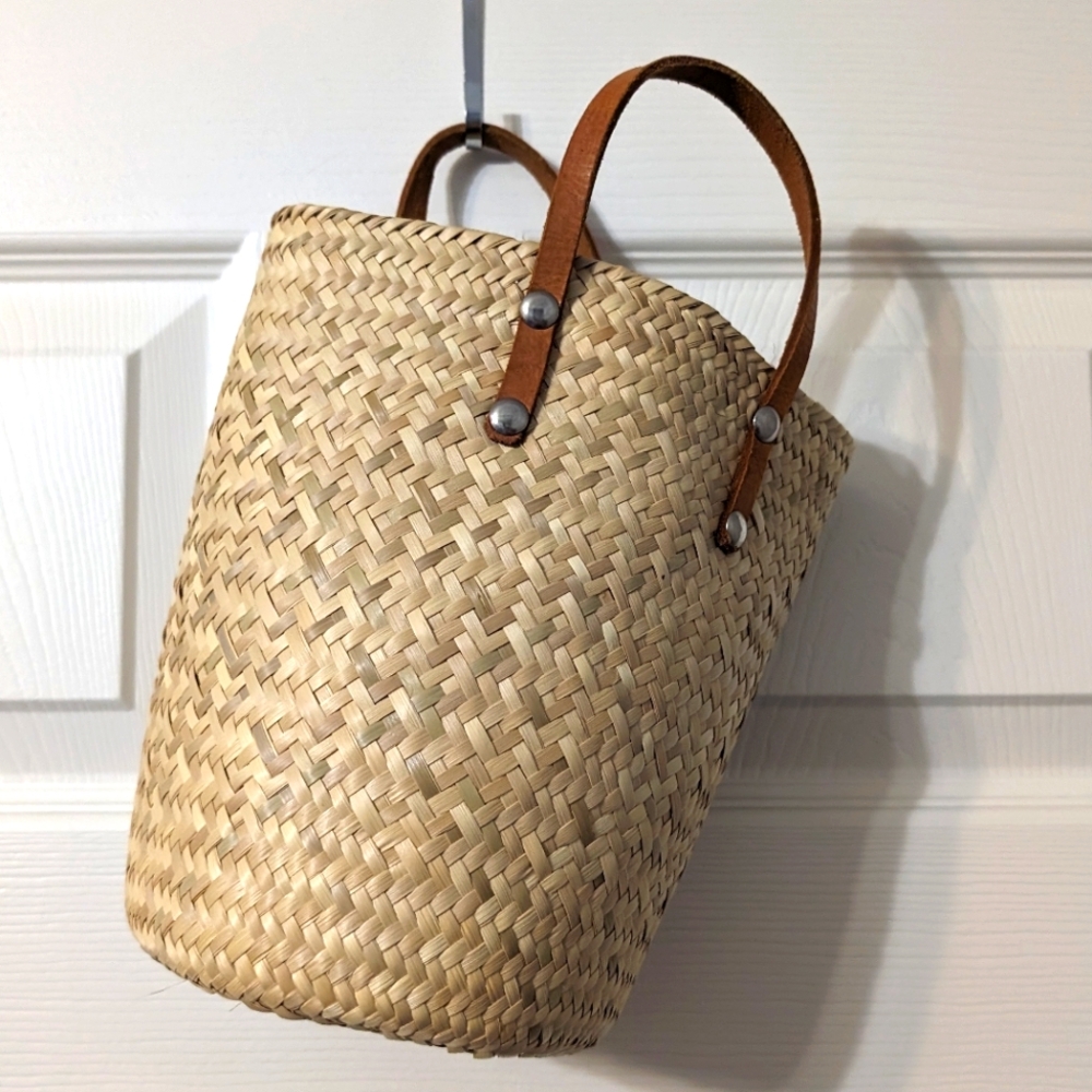 Vintage Wicker hand bag with leather straps with free wicker small case wallet